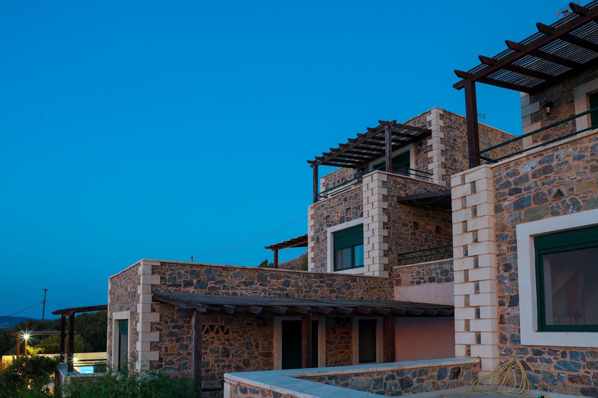 Roussa Village Sitia  Exteriör bild
